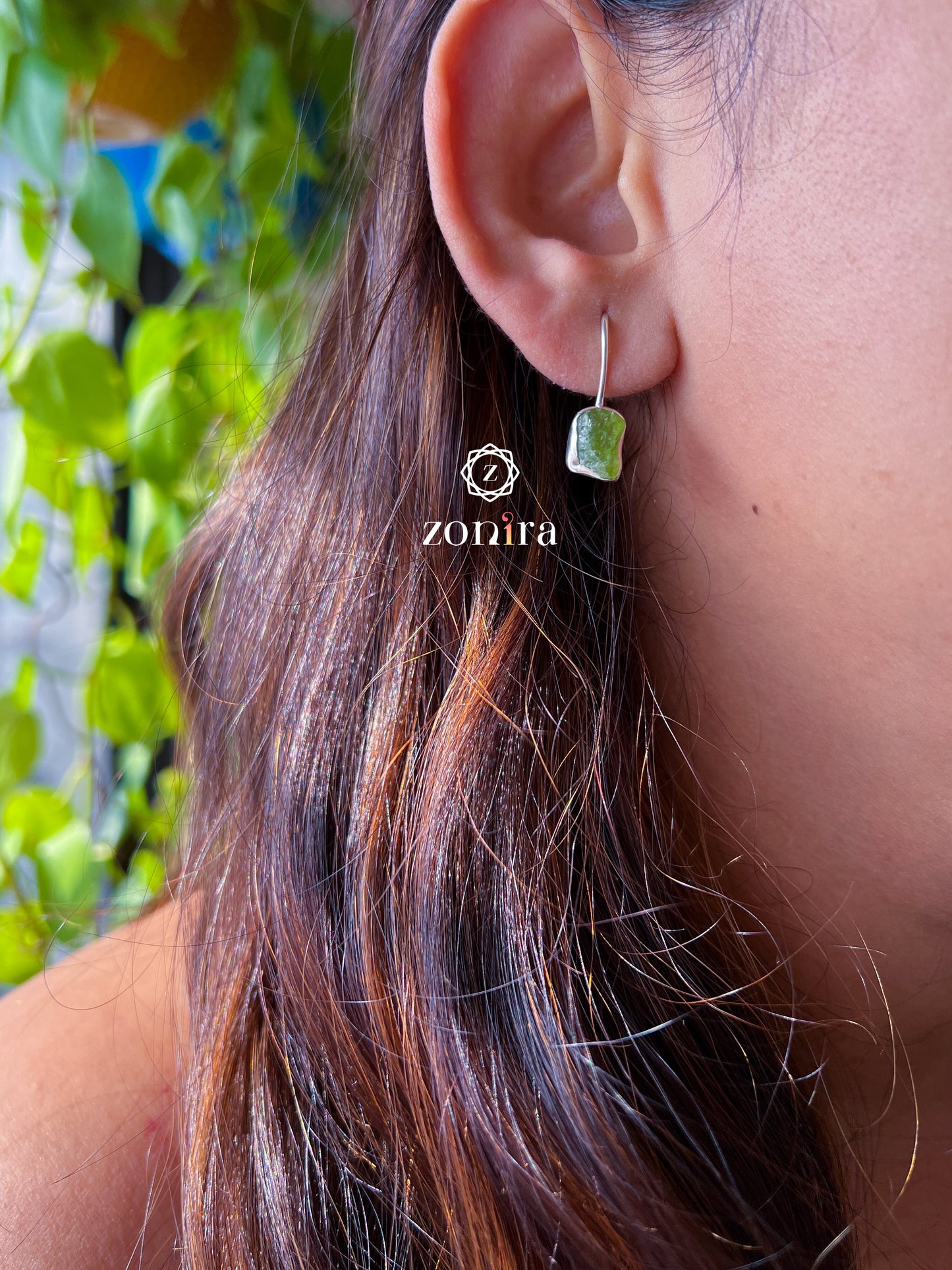 Eka Silver Earrings - Raw Peridot