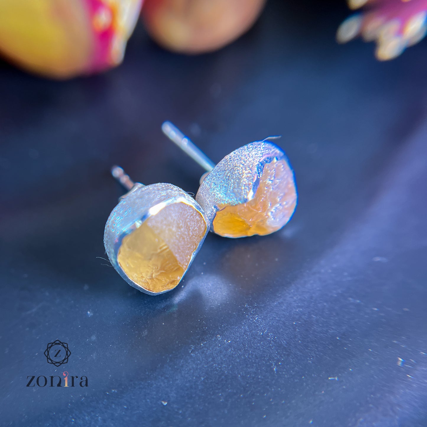 Aabis Silver Studs - Raw Citrine