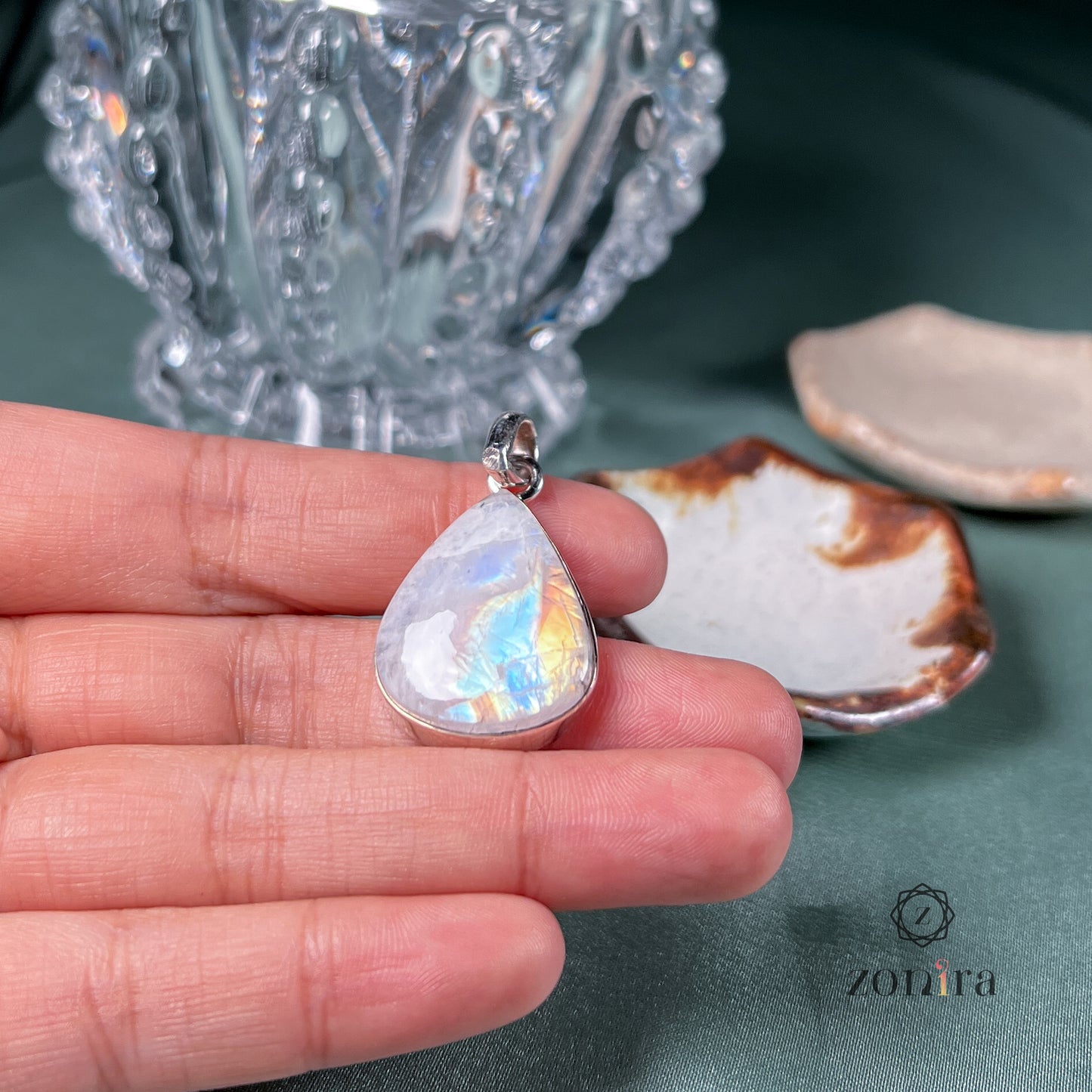 Mila Silver Pendant - Rainbow Moonstone