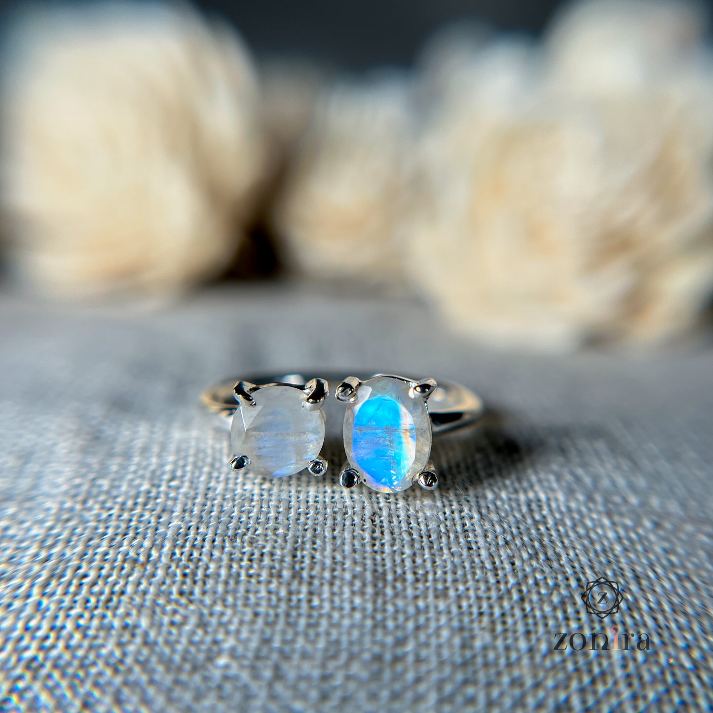 Leah Silver Ring - Rainbow Moonstone