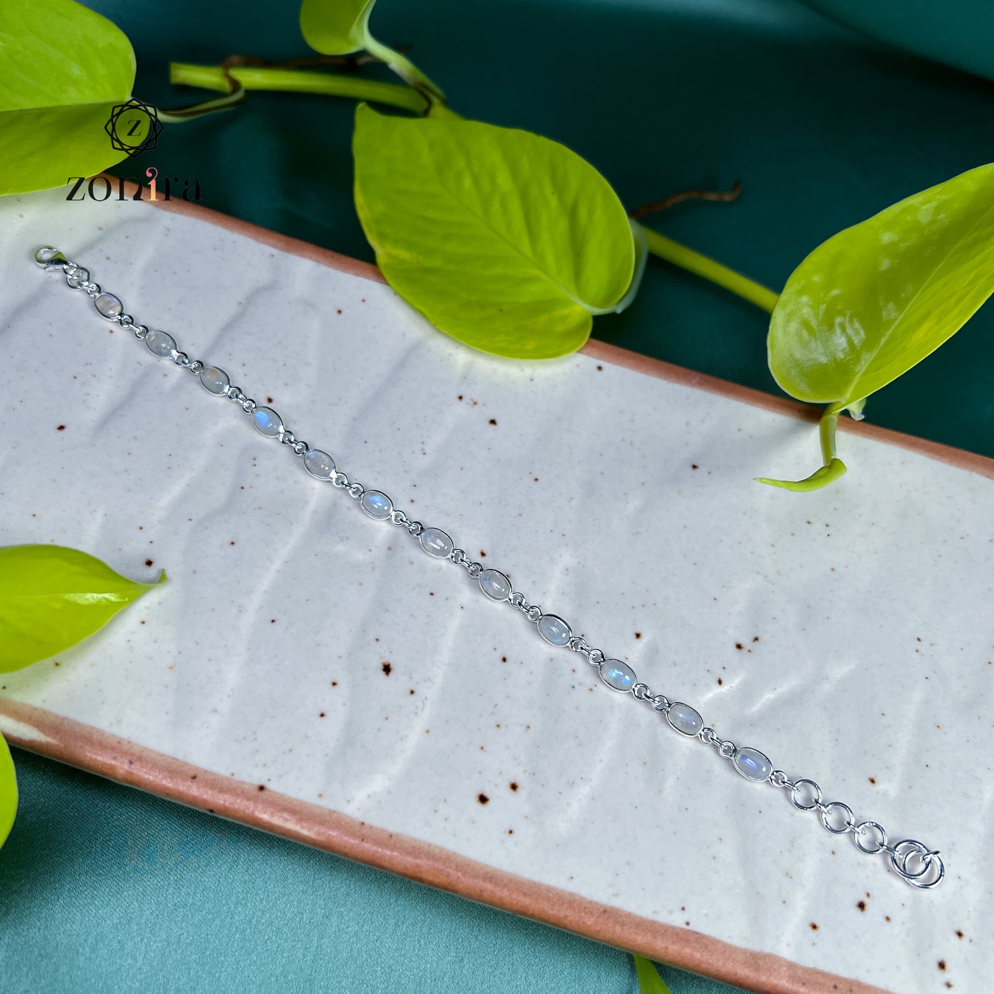 Angrai Silver Bracelet - Rainbow Moonstone