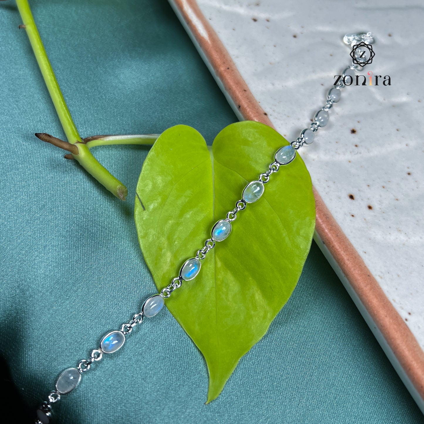 Angrai Silver Bracelet - Rainbow Moonstone