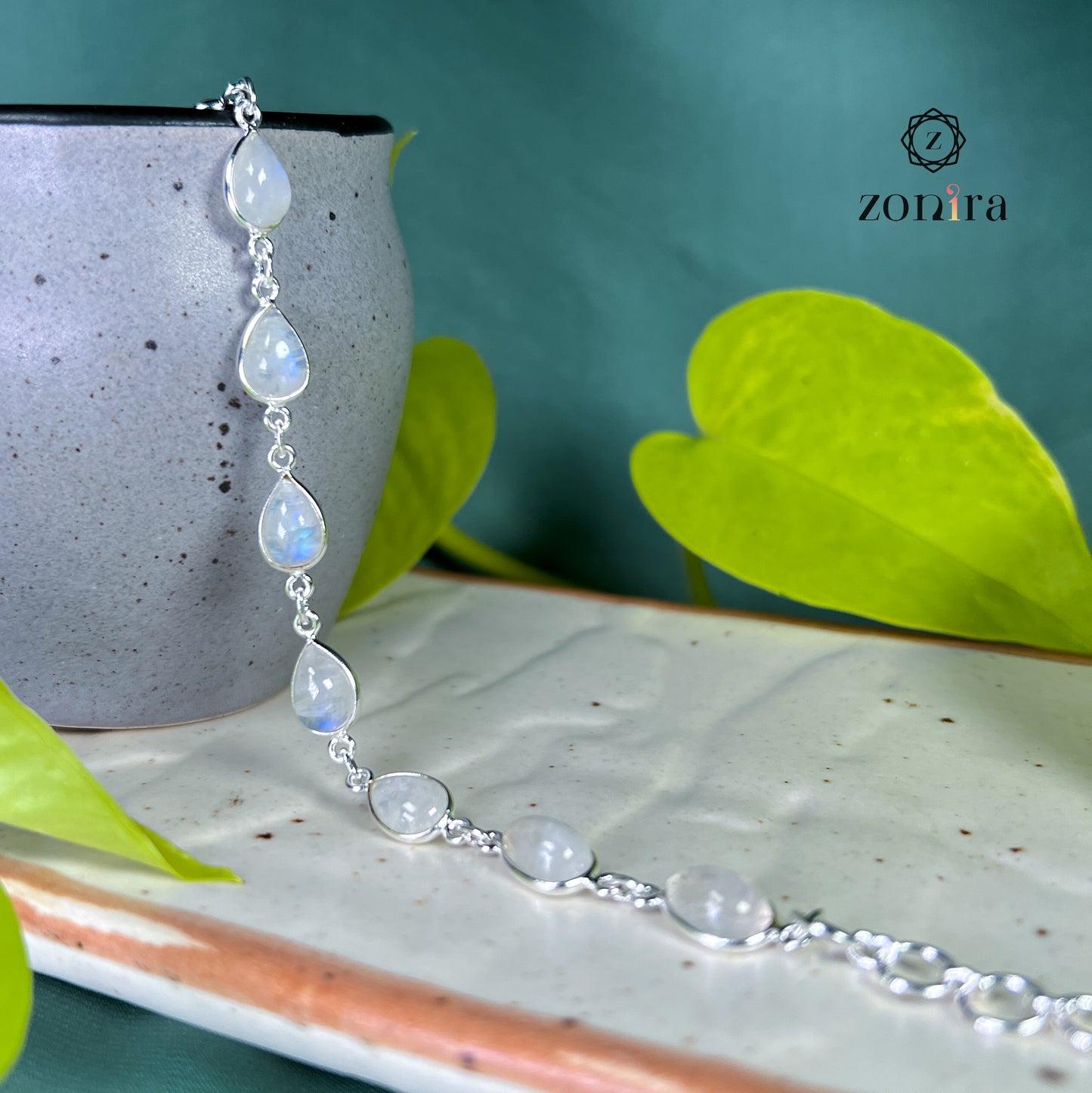 Angrai Silver Bracelet - Rainbow Moonstone