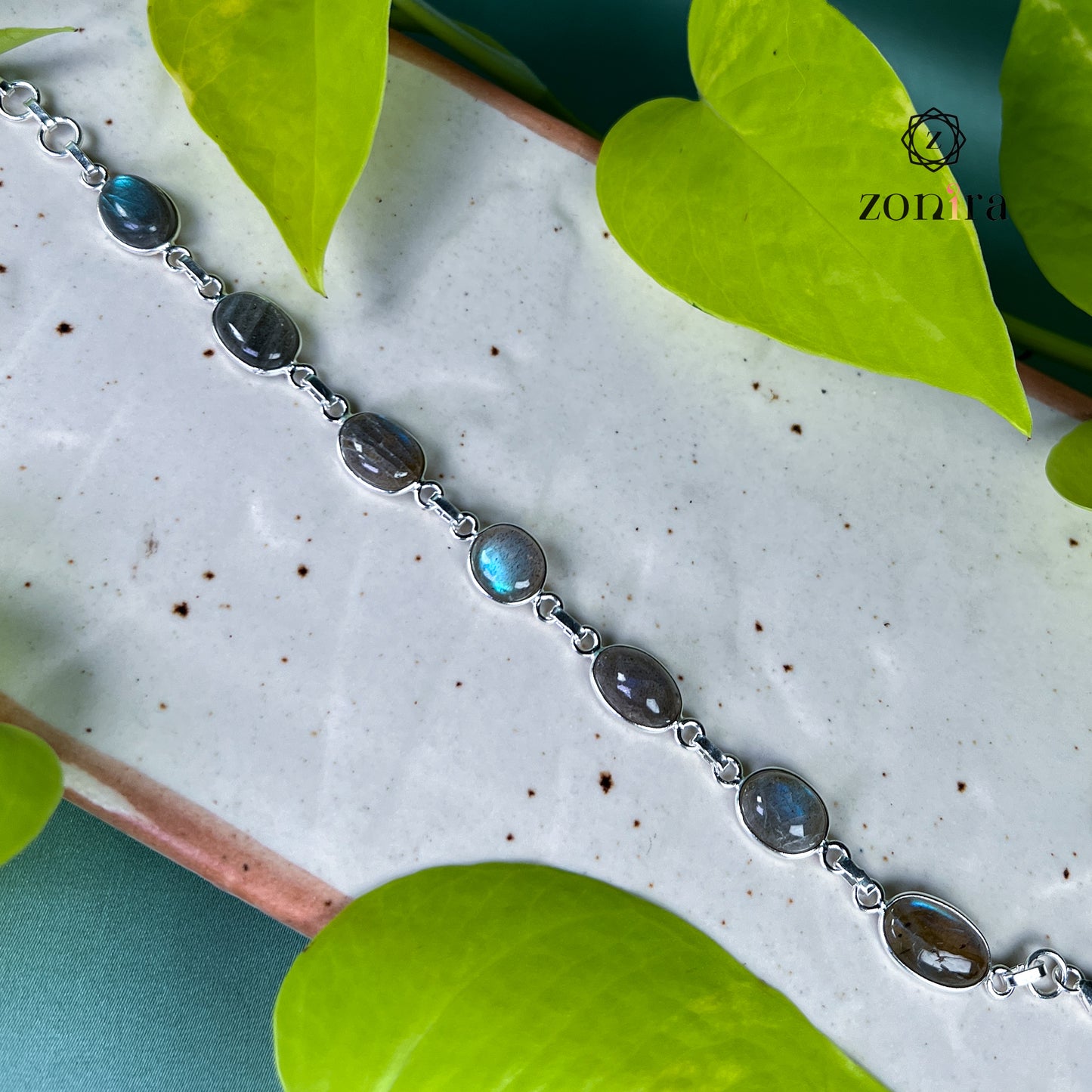 Angrai Silver Bracelet - Labradorite