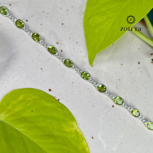 Angrai Silver Bracelet - Peridot