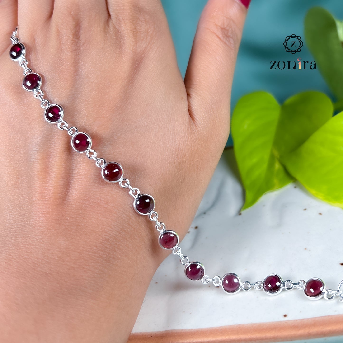 Angrai Silver Bracelet - Garnet