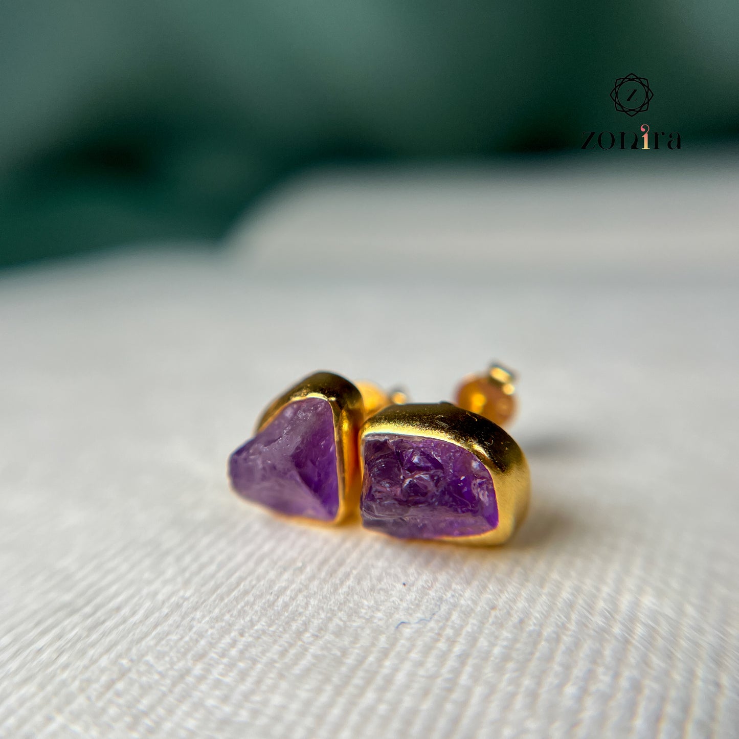 Aabis Silver Studs - Raw Amethyst Gold