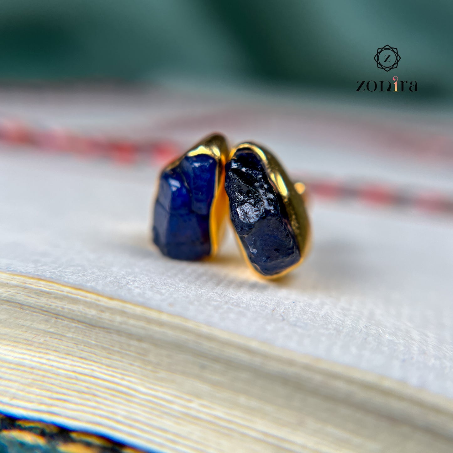 Aabis Silver Studs - Raw Sapphire