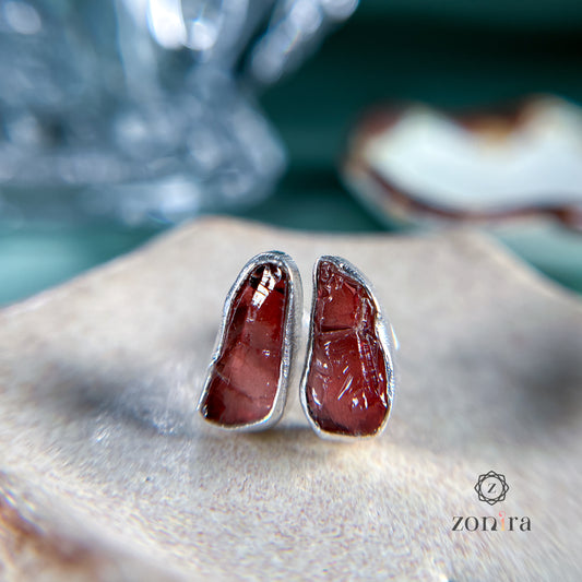 Aabis Silver Studs - Raw Garnet