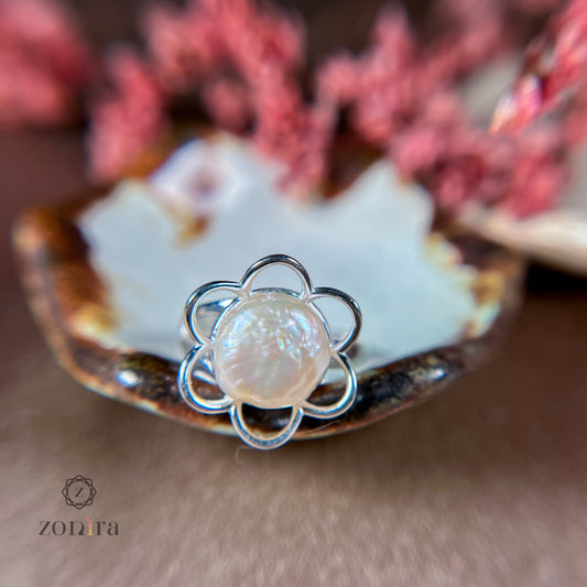 Malli Silver Ring - Raw Pearl