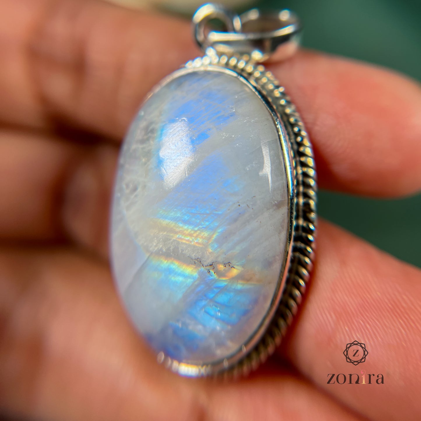 Mila Silver Pendant - Rainbow Moonstone