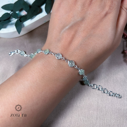 Angrai Silver Bracelet - Prehnite