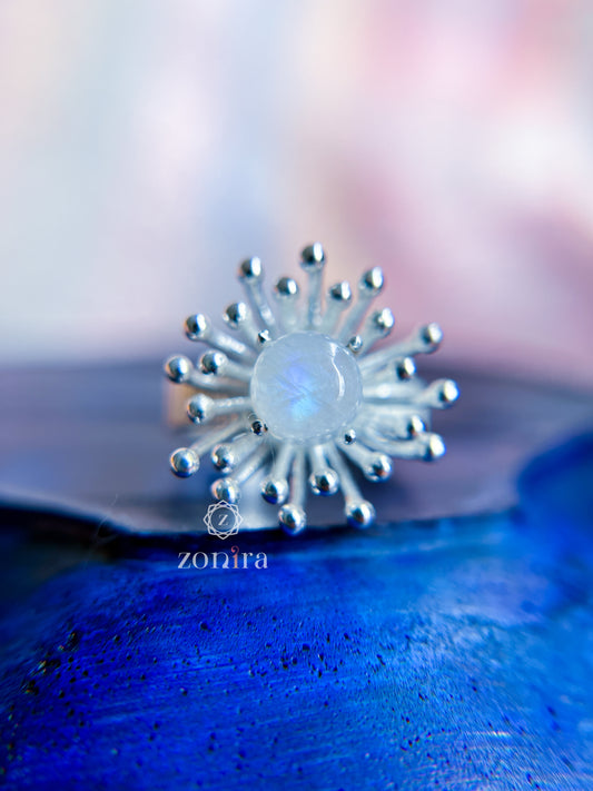 Iris Silver Ring - Rainbow Moonstone