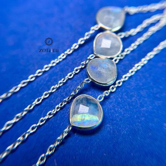 Ecstacy Silver Necklace - Rainbow Moonstone