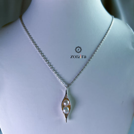 Bloom Silver Necklace - Pearl