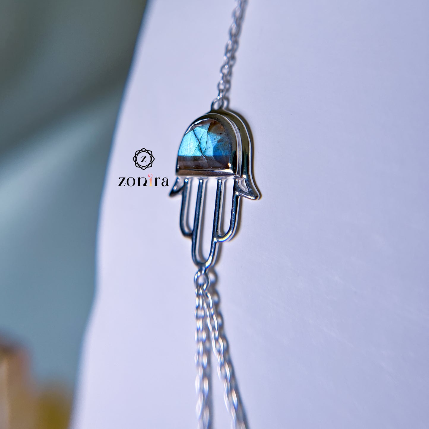 Sia Silver Necklace - Labradorite