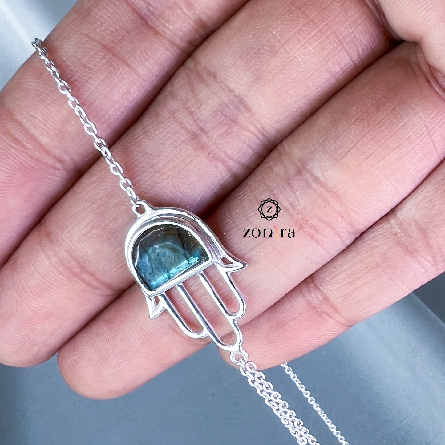 Sia Silver Necklace - Labradorite