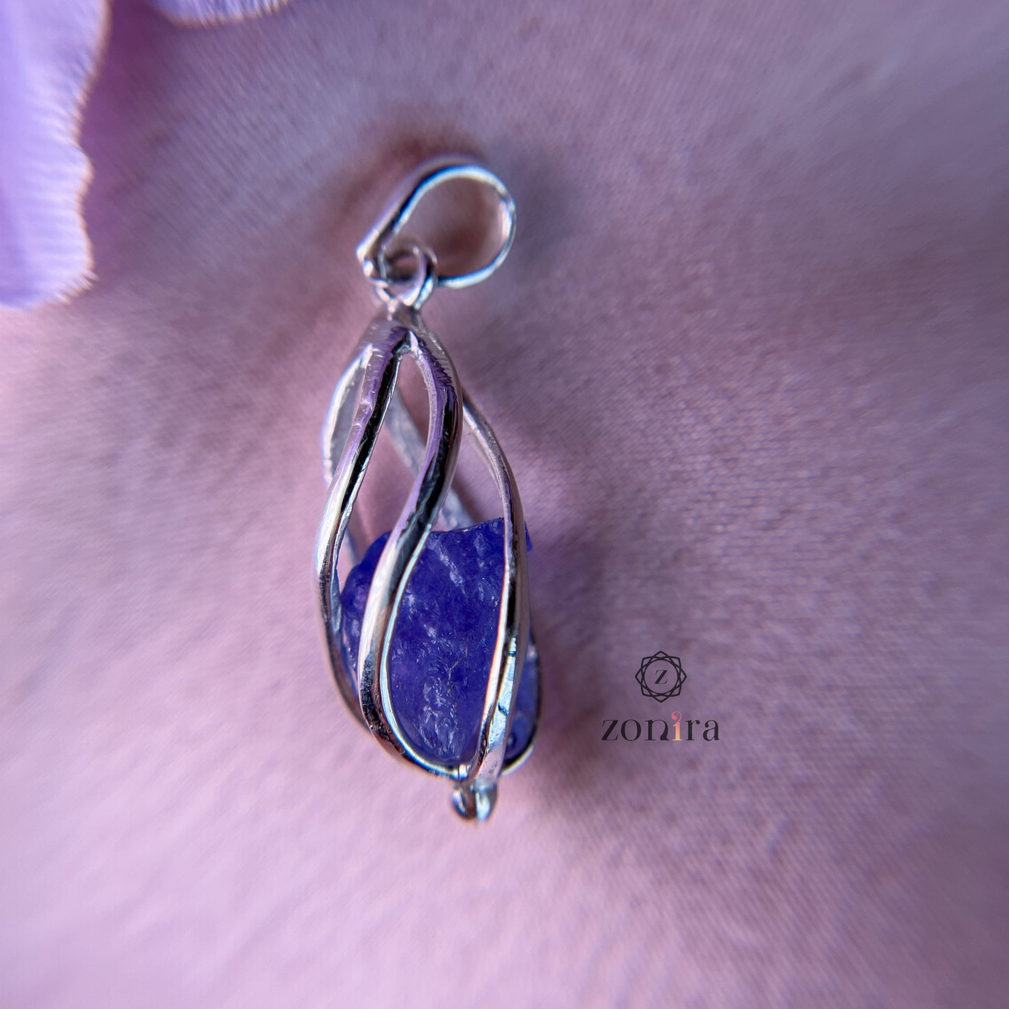 Dori Silver Pendant - Raw Tanzanite