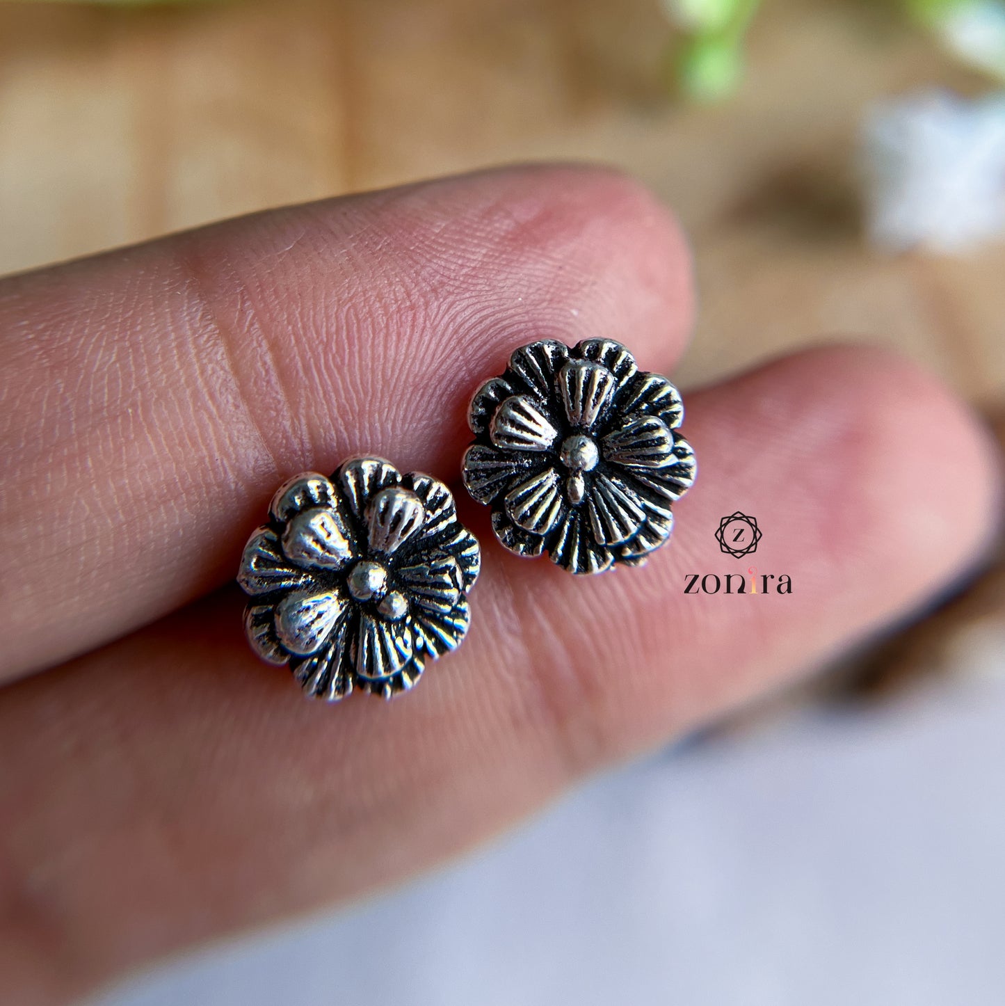 Mayri Oxidised 92.5 Silver Studs - Daisy