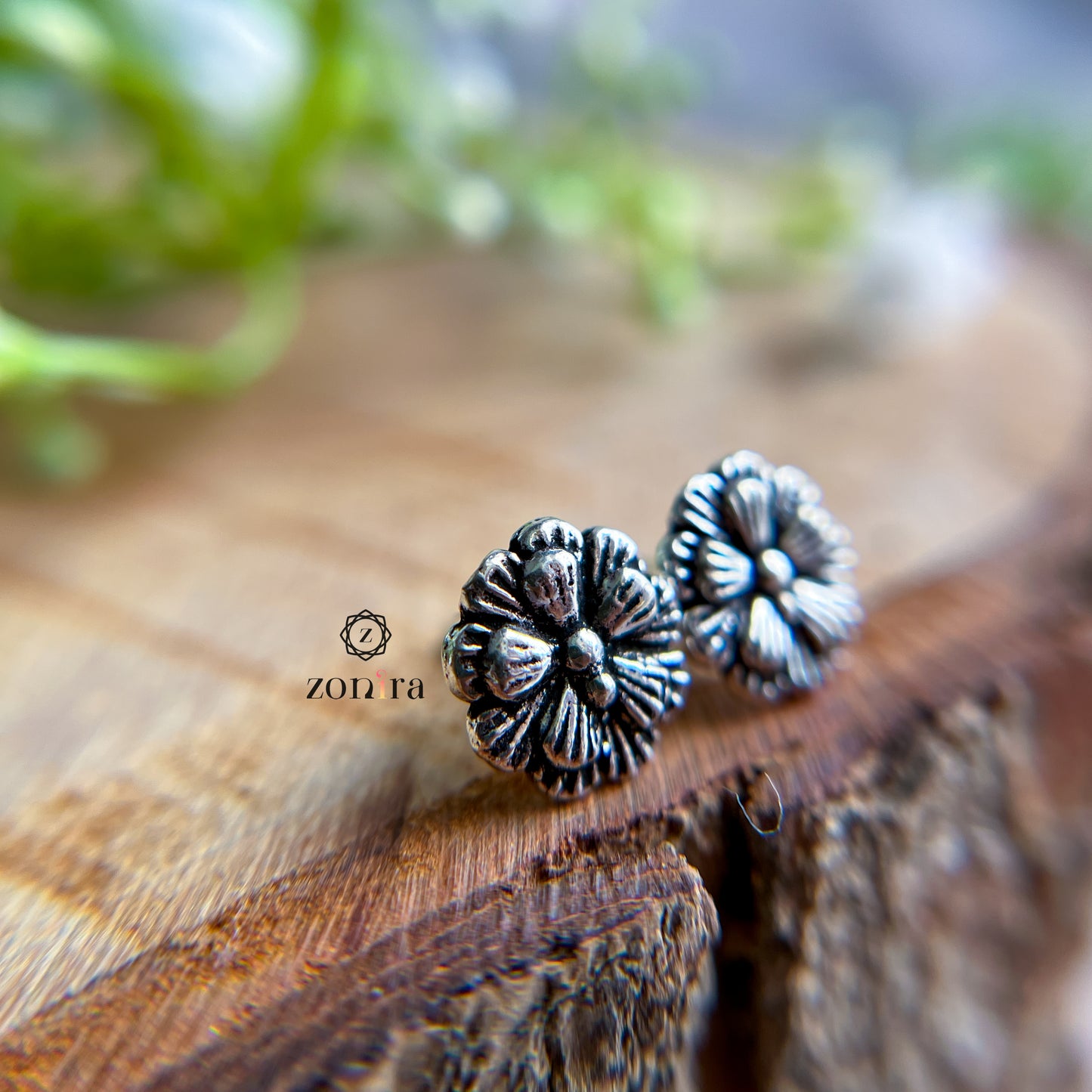 Mayri Oxidised 92.5 Silver Studs - Daisy