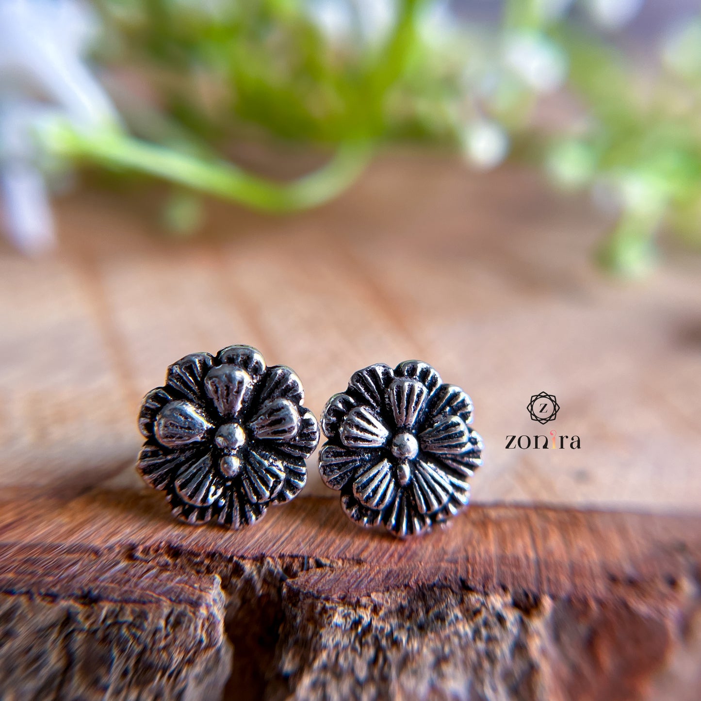 Mayri Oxidised 92.5 Silver Studs - Daisy