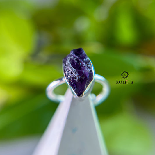 Eka Silver Ring - Raw Amethyst