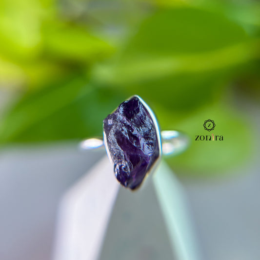 Eka Silver Ring - Raw Amethyst